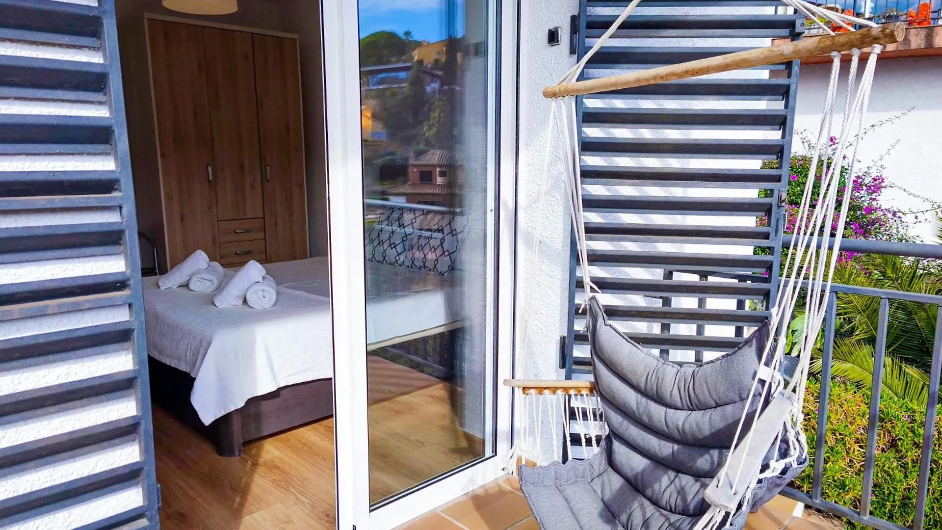 Pinzon, Gezellige Familievilla Met Groot Zwembad. Lloret de Mar