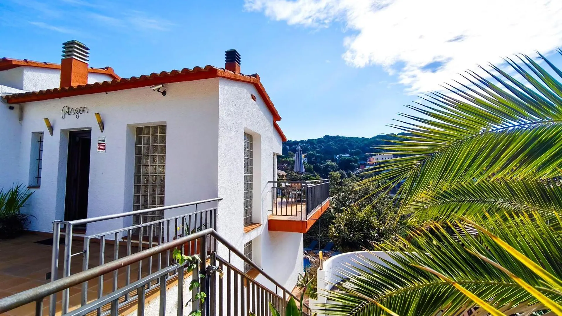 Pinzon, Gezellige Familievilla Met Groot Zwembad. Lloret de Mar Daire