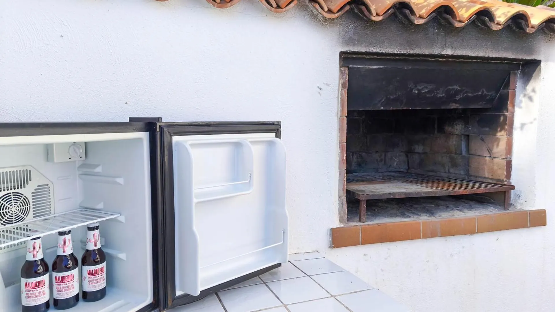 Pinzon, Gezellige Familievilla Met Groot Zwembad. Lloret de Mar Španělsko